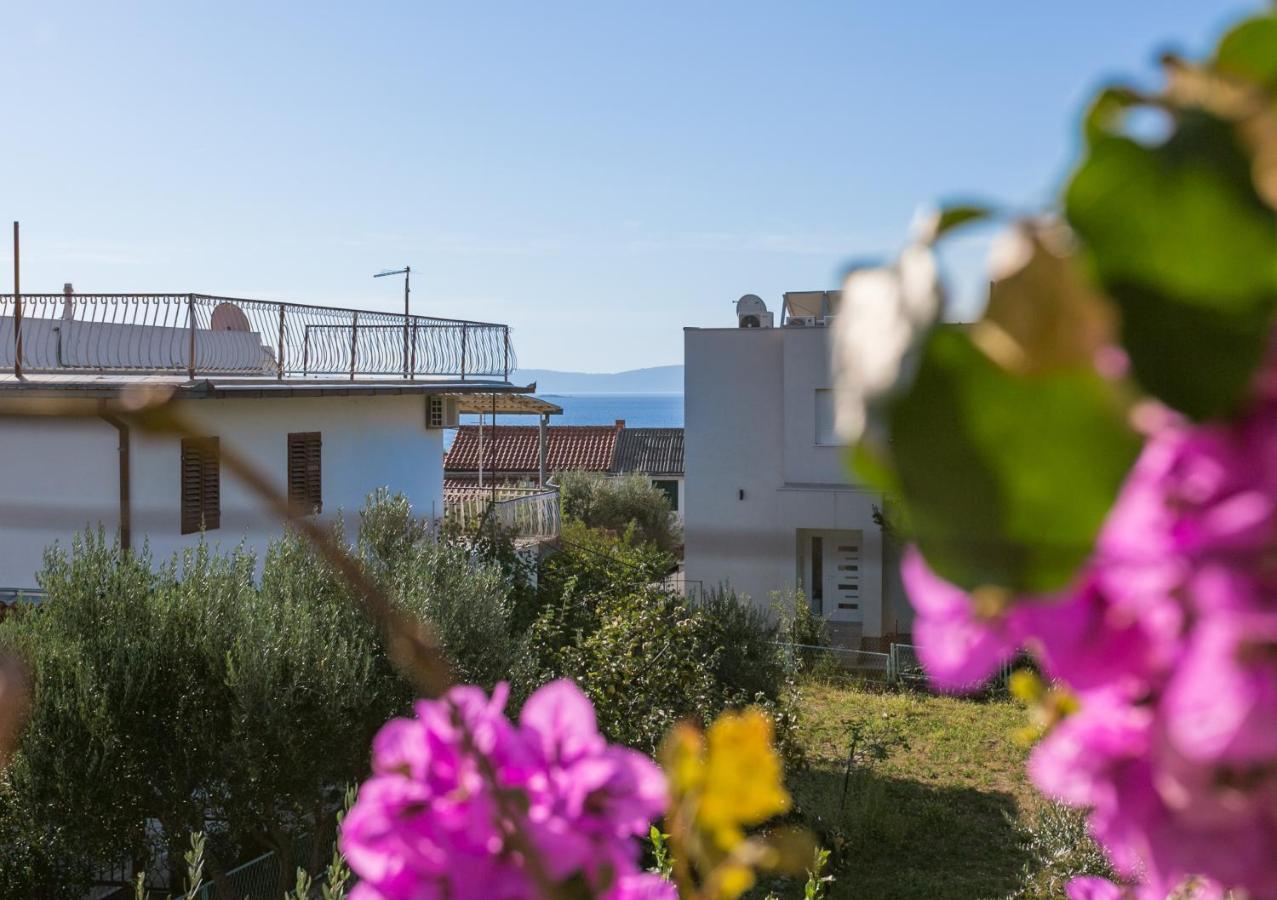 Apartments By The Sea Seget Vranjica, Trogir - 1038 外观 照片