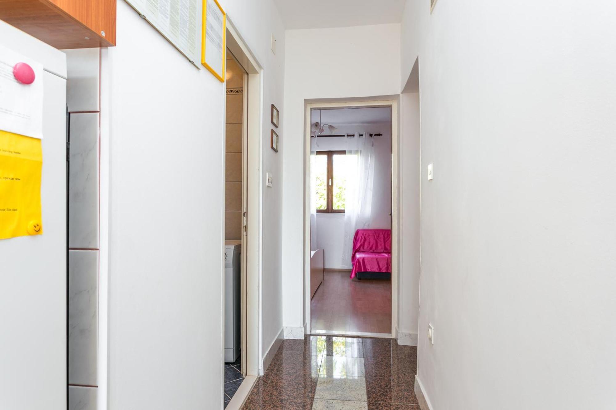 Apartments By The Sea Seget Vranjica, Trogir - 1038 外观 照片